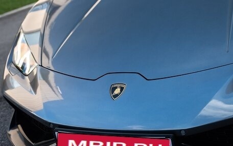 Lamborghini Huracán, 2017 год, 19 000 000 рублей, 3 фотография