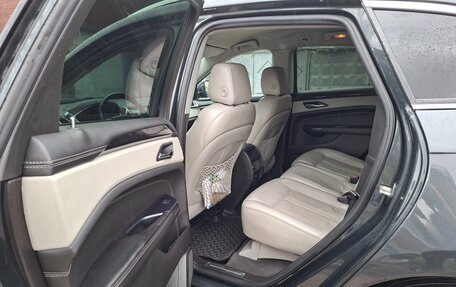 Cadillac SRX II рестайлинг, 2014 год, 1 600 000 рублей, 9 фотография