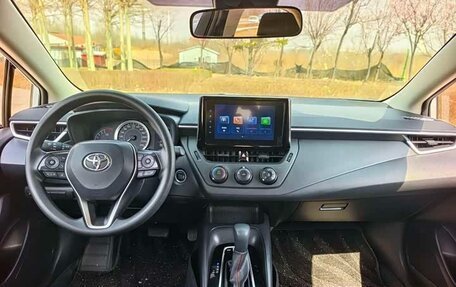 Toyota Corolla, 2022 год, 1 300 999 рублей, 10 фотография