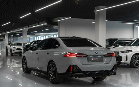 BMW 5 серия, 2025 год, 8 350 000 рублей, 4 фотография