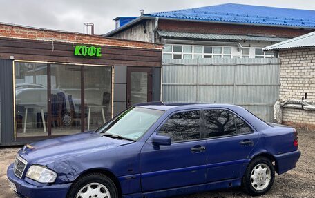 Mercedes-Benz C-Класс, 2000 год, 150 000 рублей, 6 фотография