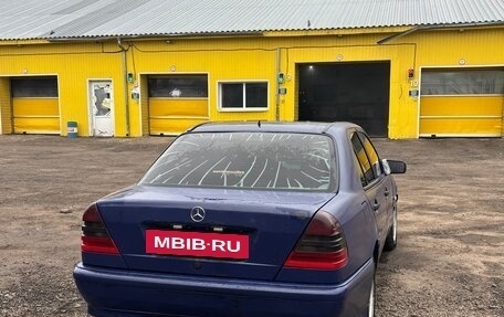 Mercedes-Benz C-Класс, 2000 год, 150 000 рублей, 4 фотография