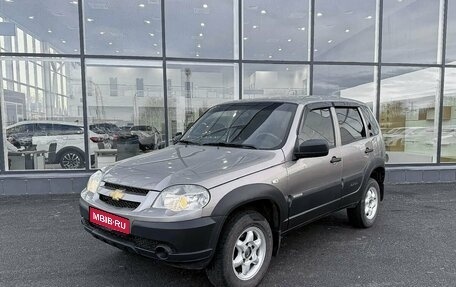 Chevrolet Niva I рестайлинг, 2018 год, 700 000 рублей, 1 фотография