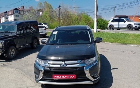 Mitsubishi Outlander III рестайлинг 3, 2018 год, 2 198 000 рублей, 1 фотография