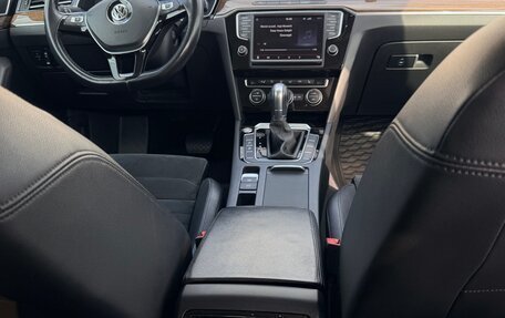 Volkswagen Passat B8 рестайлинг, 2016 год, 2 370 000 рублей, 3 фотография