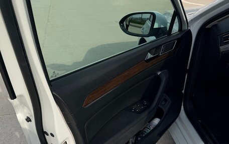 Volkswagen Passat B8 рестайлинг, 2016 год, 2 370 000 рублей, 10 фотография