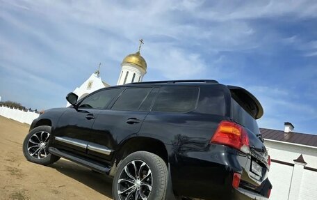 Toyota Land Cruiser 200, 2015 год, 3 950 000 рублей, 8 фотография