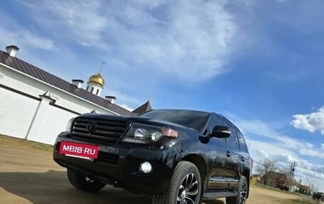 Toyota Land Cruiser 200, 2015 год, 3 950 000 рублей, 2 фотография