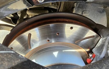 Toyota Land Cruiser 200, 2015 год, 3 950 000 рублей, 21 фотография