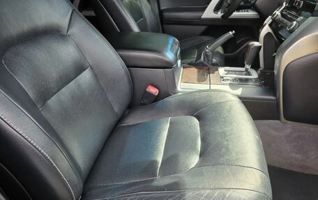 Toyota Land Cruiser 200, 2015 год, 3 950 000 рублей, 28 фотография