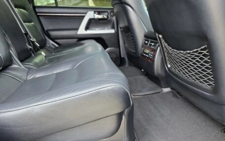 Toyota Land Cruiser 200, 2015 год, 3 950 000 рублей, 30 фотография