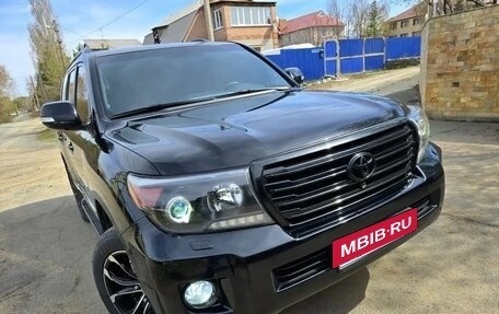 Toyota Land Cruiser 200, 2015 год, 3 950 000 рублей, 17 фотография