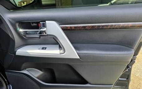 Toyota Land Cruiser 200, 2015 год, 3 950 000 рублей, 39 фотография