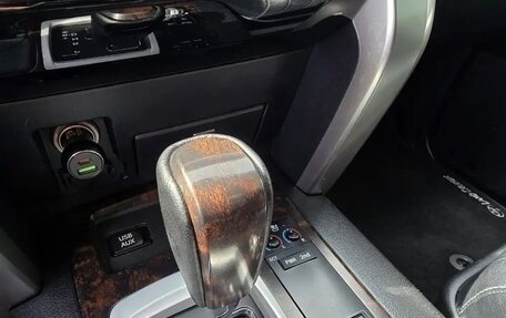 Toyota Land Cruiser 200, 2015 год, 3 950 000 рублей, 36 фотография