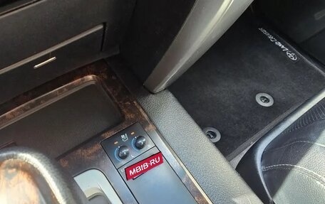 Toyota Land Cruiser 200, 2015 год, 3 950 000 рублей, 33 фотография