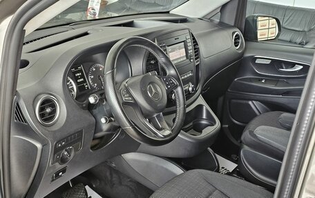 Mercedes-Benz Vito, 2017 год, 3 189 000 рублей, 11 фотография