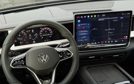 Volkswagen Teramont, 2026 год, 6 150 000 рублей, 22 фотография