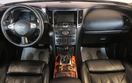 Infiniti FX II, 2010 год, 2 049 000 рублей, 15 фотография