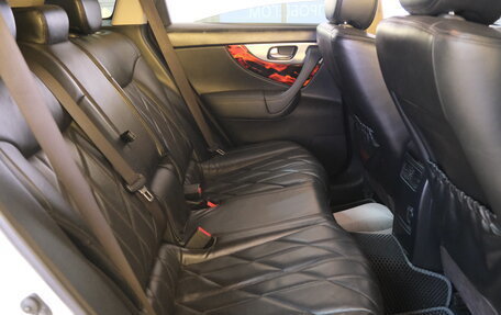 Infiniti FX II, 2010 год, 2 049 000 рублей, 24 фотография