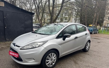 Ford Fiesta, 2010 год, 550 000 рублей, 2 фотография
