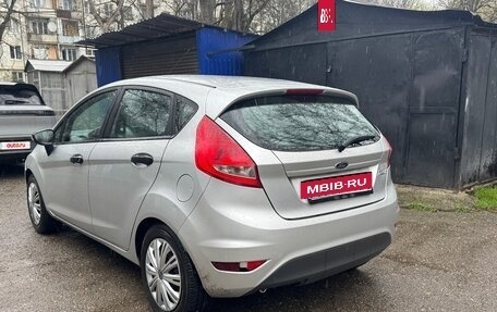 Ford Fiesta, 2010 год, 550 000 рублей, 3 фотография