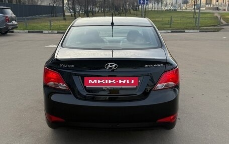 Hyundai Solaris II рестайлинг, 2015 год, 720 000 рублей, 4 фотография