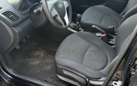 Hyundai Solaris II рестайлинг, 2015 год, 720 000 рублей, 11 фотография