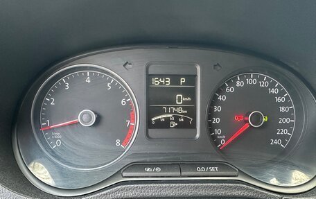 Volkswagen Polo VI (EU Market), 2019 год, 1 500 000 рублей, 17 фотография