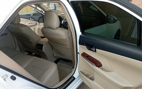 Toyota Camry, 2014 год, 2 200 000 рублей, 6 фотография