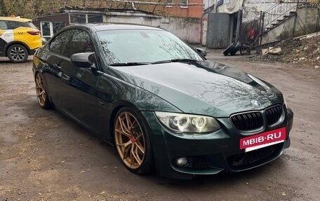 BMW 3 серия, 2011 год, 2 600 000 рублей, 15 фотография
