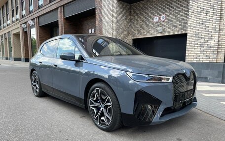 BMW iX, 2022 год, 5 800 000 рублей, 2 фотография