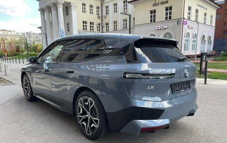 BMW iX, 2022 год, 5 800 000 рублей, 7 фотография