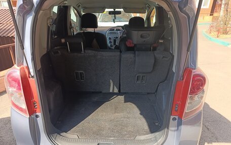 Toyota Ractis I, 2009 год, 800 000 рублей, 11 фотография