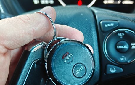 Honda Vezel, 2020 год, 2 200 000 рублей, 5 фотография