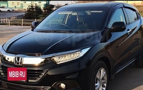 Honda Vezel, 2020 год, 2 200 000 рублей, 2 фотография