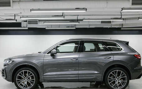 Volkswagen Touareg III, 2025 год, 8 400 000 рублей, 4 фотография