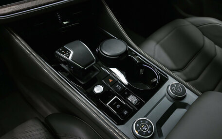 Volkswagen Touareg III, 2025 год, 8 400 000 рублей, 23 фотография