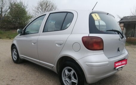 Toyota Vitz, 2003 год, 600 000 рублей, 3 фотография