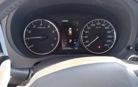 Mitsubishi Outlander III рестайлинг 3, 2018 год, 2 198 000 рублей, 5 фотография