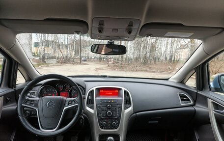 Opel Astra J, 2011 год, 750 000 рублей, 12 фотография