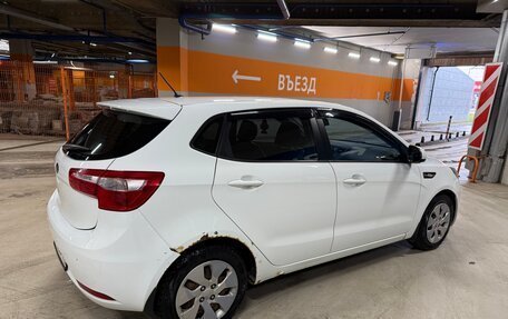 KIA Rio III рестайлинг, 2014 год, 800 000 рублей, 9 фотография