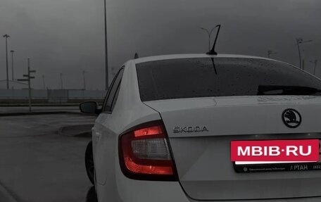 Skoda Rapid I, 2018 год, 1 100 000 рублей, 7 фотография