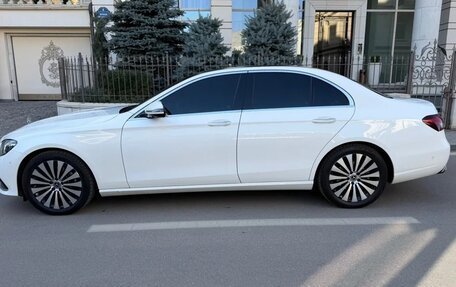 Mercedes-Benz E-Класс, 2022 год, 4 837 000 рублей, 6 фотография