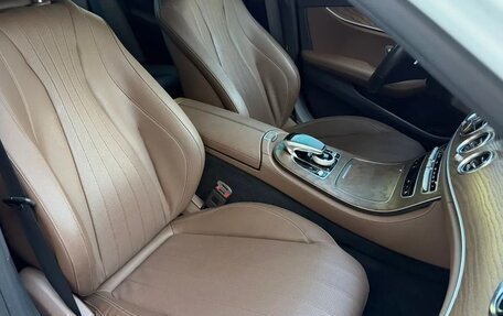 Mercedes-Benz E-Класс, 2022 год, 4 837 000 рублей, 20 фотография