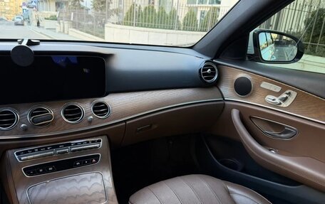 Mercedes-Benz E-Класс, 2022 год, 4 837 000 рублей, 16 фотография