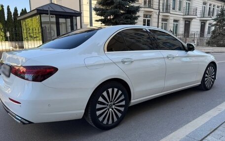 Mercedes-Benz E-Класс, 2022 год, 4 837 000 рублей, 9 фотография