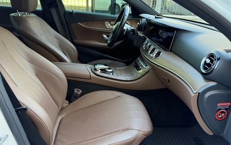 Mercedes-Benz E-Класс, 2022 год, 4 837 000 рублей, 18 фотография