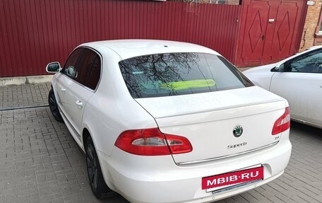 Skoda Superb III рестайлинг, 2012 год, 1 215 000 рублей, 3 фотография