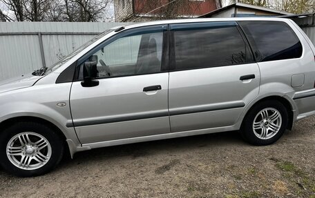 Mitsubishi Space Wagon III, 2001 год, 400 000 рублей, 5 фотография