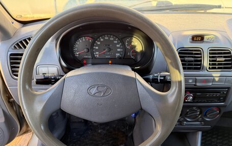 Hyundai Accent II, 2004 год, 265 000 рублей, 11 фотография